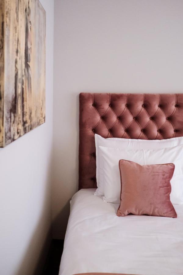 Hotel Barcode Wellness & Spa Sombor Kamer foto