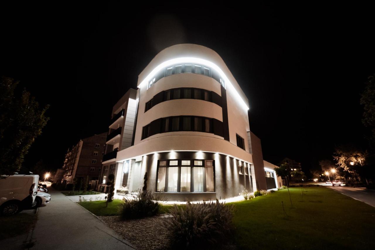Hotel Barcode Wellness & Spa Sombor Buitenkant foto