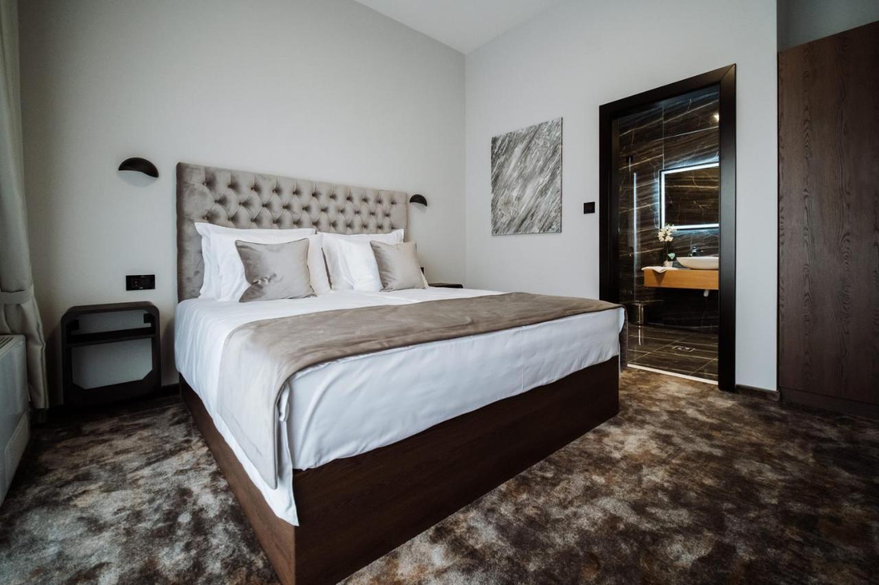 Hotel Barcode Wellness & Spa Sombor Buitenkant foto