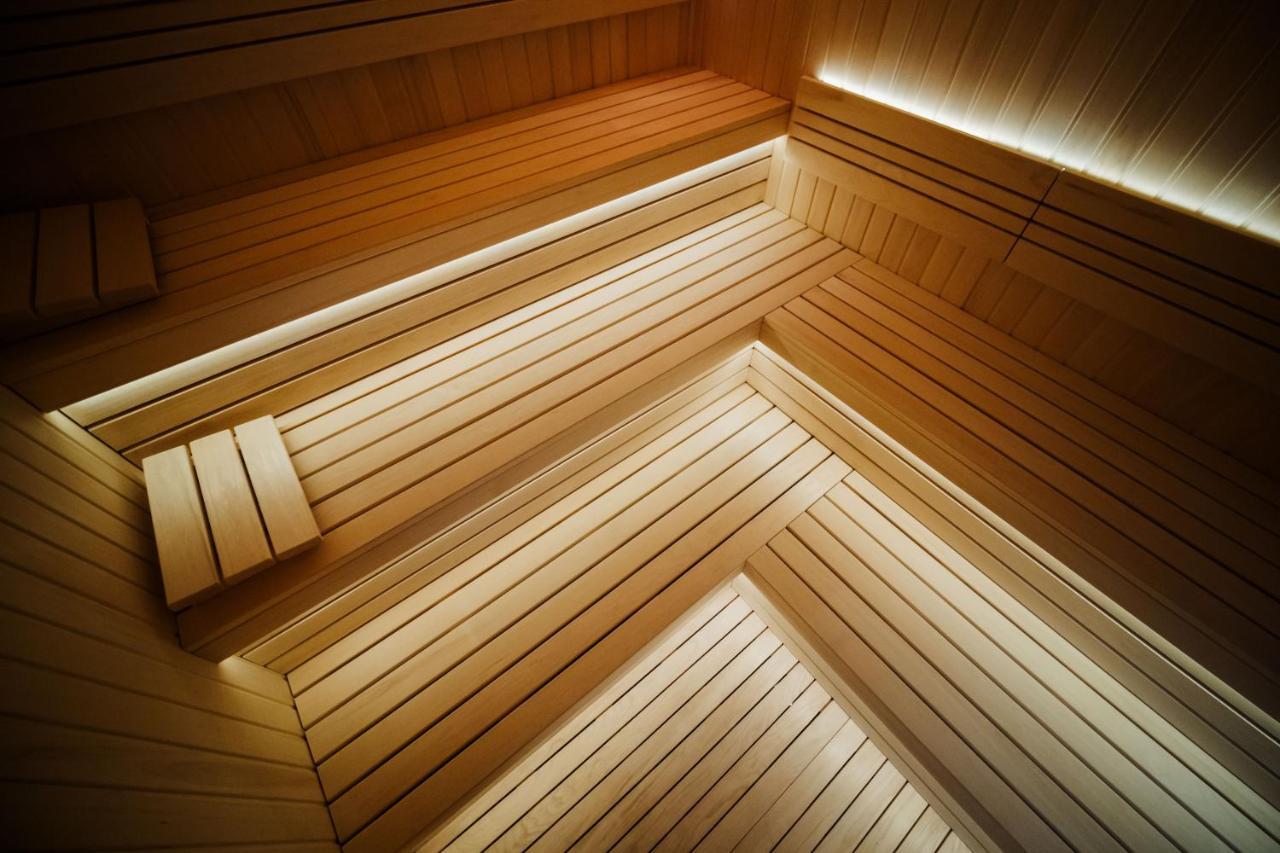 Hotel Barcode Wellness & Spa Sombor Buitenkant foto