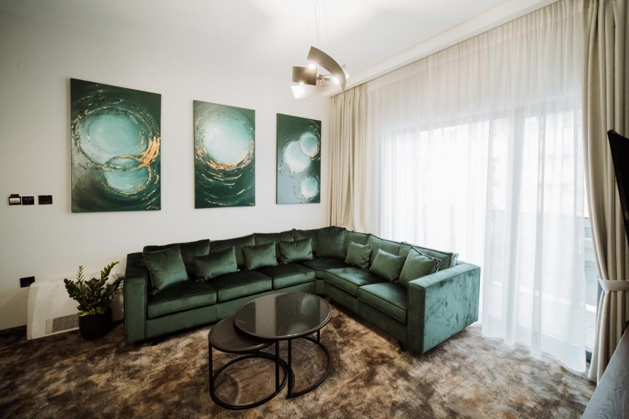 Hotel Barcode Wellness & Spa Sombor Buitenkant foto